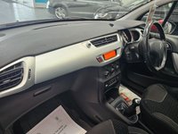 USED 2010 60 CITROEN C3 1.6 HDi 16V Airdream + Hatchback 5dr Diesel Manual Euro 5 (90 ps) P.Sensors, Cruise, Free Tax, 1 Owner From New!