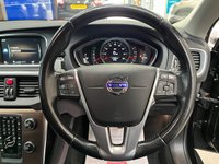 USED 2015 15 VOLVO V40 2.0 D2 Lux Nav Hatchback 5dr Diesel Manual Euro 6 (s/s) (120 ps) Nav,Cruise,DAB,&pound;0Tax,1 P.Owner