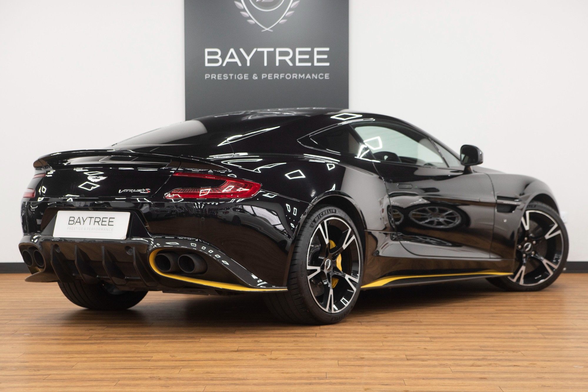 USED 2017 17 ASTON MARTIN VANQUISH 5.9 V12 S 
