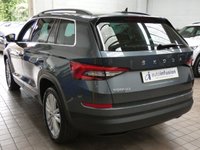 USED 2021 70 SKODA KODIAQ 1.5 SE L TSI DSG 5d 148 BHP 7 SEATS SAT NAV HEATED PART LEATHER INTERIOR PARKING SENSORS 1 OWNER SERVICE HISTORY 6 MONTHS GOLD WARRANTY