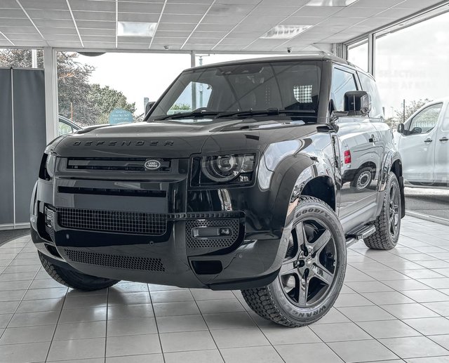 2024 24 Land Rover Defender 3.0 HARD TOP SE 0d AUTO 246 BHP