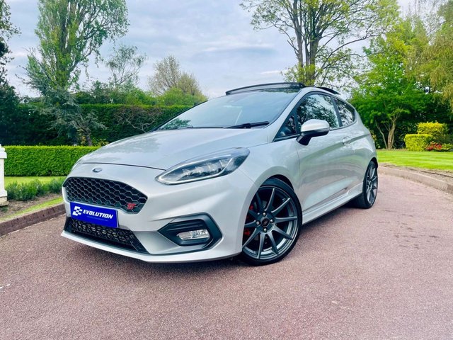 2019 69 Ford Fiesta 1.5 ST-3 3d 198 BHP