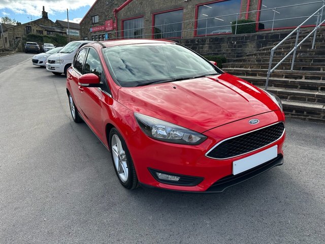 2015 FORD, FOCUS - Photo 2