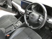 USED 2020 70 SKODA OCTAVIA 2.0 SE L FIRST EDITION TDI DSG 5d 148 BHP SAT NAV HEATED PART LEATHER REAR VIEW CAMERA CRUISE CONTROL PARKING SENSORS 1 OWNER EXCELLENT SERVICE HISTORY