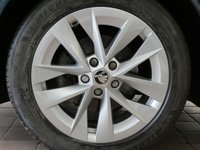USED 2020 70 SKODA OCTAVIA 2.0 SE L FIRST EDITION TDI DSG 5d 148 BHP SAT NAV HEATED PART LEATHER REAR VIEW CAMERA CRUISE CONTROL PARKING SENSORS 1 OWNER EXCELLENT SERVICE HISTORY