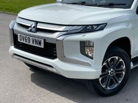 USED 2019 69 MITSUBISHI L200 2.3 DI-D BARBARIAN DCB 148 BHP ** NO VAT * *  SAT NAV ** CAMERA
