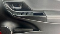 USED 2016 16 TOYOTA YARIS 1.3 VVT-I DESIGN 5d 99 BHP 
