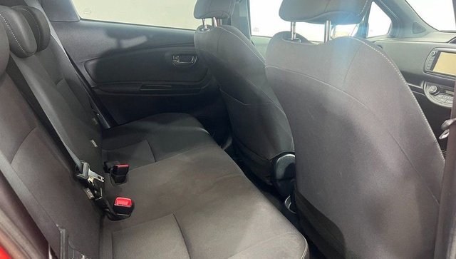 2016 TOYOTA YARIS - Photo 11