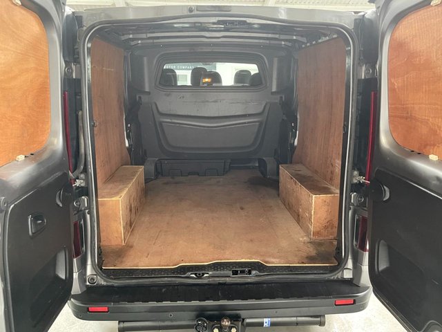 View our VAUXHALL VIVARO