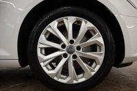 USED 2017 17 AUDI A4 1.4 AVANT TFSI SE 5d 148 BHP IN STUNNING WHITE WITH DAB RADIO & BLUETOOTH
