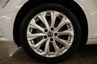 USED 2017 17 AUDI A4 1.4 AVANT TFSI SE 5d 148 BHP IN STUNNING WHITE WITH DAB RADIO & BLUETOOTH