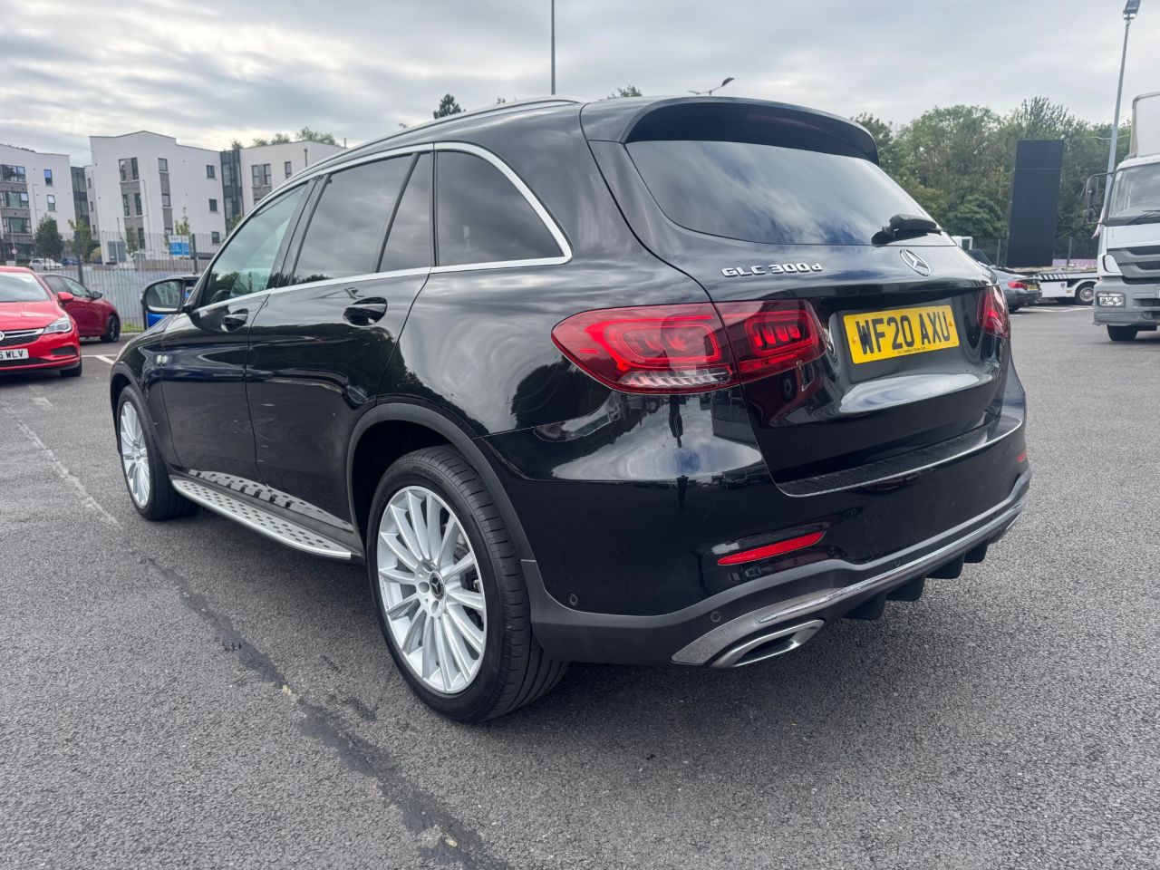 2020 MERCEDES GLC-CLASS 2.0 GLC 300 D 4MATIC AMG LINE PREMIUM 5d 242 BHP - vehicle photo 3 for sale on PureCar