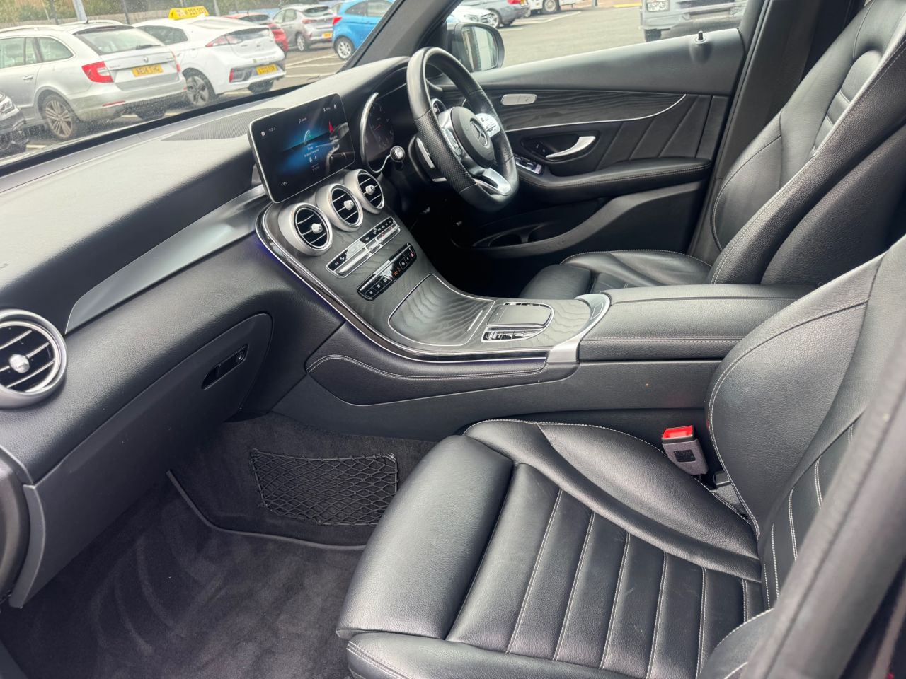 2020 MERCEDES GLC-CLASS 2.0 GLC 300 D 4MATIC AMG LINE PREMIUM 5d 242 BHP - vehicle photo 15 for sale on PureCar