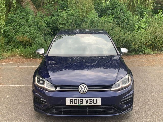 View our VOLKSWAGEN GOLF