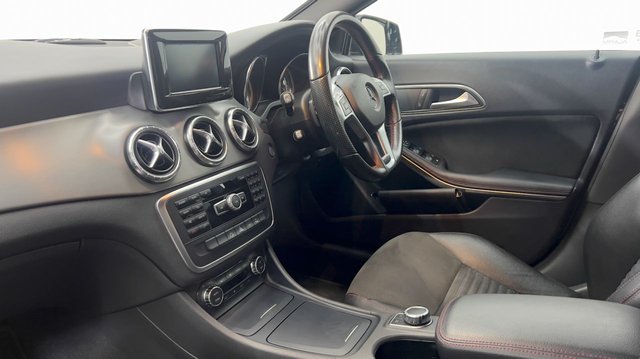 2014 Mercedes-Benz CLA - Photo 10