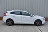 USED 2018 18 VOLVO V40 2.0 T2 R-DESIGN NAV PLUS 5d 121 BHP 
