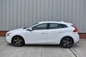 USED 2018 18 VOLVO V40 2.0 T2 R-DESIGN NAV PLUS 5d 121 BHP 