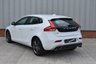 USED 2018 18 VOLVO V40 2.0 T2 R-DESIGN NAV PLUS 5d 121 BHP 