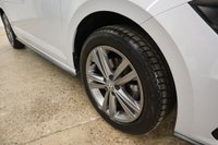 USED 2020 20 VOLKSWAGEN POLO 1.0 R-LINE TSI DSG 5d 114 BHP SERVICED BY VOLKSWAGEN IN APRIL 2025, APPLE CAR PLAY, HEATED SEATS