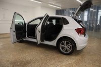 USED 2020 20 VOLKSWAGEN POLO 1.0 R-LINE TSI DSG 5d 114 BHP SERVICED BY VOLKSWAGEN IN APRIL 2025, APPLE CAR PLAY, HEATED SEATS