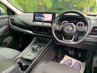 USED 2022 72 NISSAN QASHQAI 1.3 DIG-T N-CONNECTA DCT MHEV 5d 156 BHP STUNNING BIG SPEC - 2022/72REG MHEV HYBRID/ELEC NISSAN QASHQIA DIG-T N/CONNECTA 5DR SUV - AUTOMATIC - 1 OWNER FROM BRAND NEW - ONLY 6,185 MILES  - HUGE SAVING ON LIST PRICE WHEN NEW !!!!
