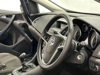 USED 2014 64 VAUXHALL ASTRA 1.2 DESIGN CDTI ECOFLEX S/S 5d 95 BHP Versatile 1.2 Design CDTI Ecoflex , Cruise Control, 60/40 Rear Seat Split