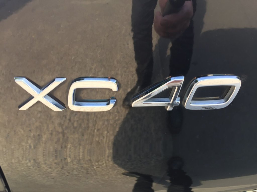 USED 2018 18 VOLVO XC40 2.0 T5 FIRST EDITION AWD 5d 247 BHP FIRST EDITION FULL HISTORY