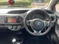 USED 2015 15 TOYOTA YARIS 1.3 VVT-I ICON 5d 99 BHP 