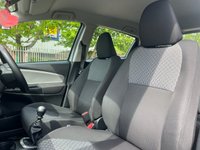 USED 2015 15 TOYOTA YARIS 1.3 VVT-I ICON 5d 99 BHP 