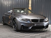 USED 2014 64 BMW M4 3.0 M4 2d 426 BHP HUGE SPEC, HEAD UP DISPLAY, ADAPTIVE LED LIGHTS, HEATED STEERING WHEEL, COMFORT PACKAGE, AIR COLLAR, HARMAN KARDON STEREO, WIND DEFLECTOR, COMFORT ACCESS, FULL HISTORY, JUST SERVICED, 12 MONTHS WARRANTY