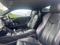 USED 2016 S AUDI R8 5.2 V10 PLUS QUATTRO 2d 602 BHP 
