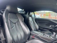 USED 2016 S AUDI R8 5.2 V10 PLUS QUATTRO 2d 602 BHP 