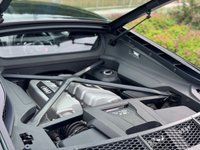 USED 2016 S AUDI R8 5.2 V10 PLUS QUATTRO 2d 602 BHP 