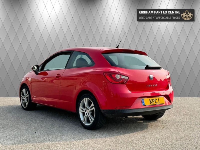 2011 SEAT Ibiza in red — photo 7 of 23