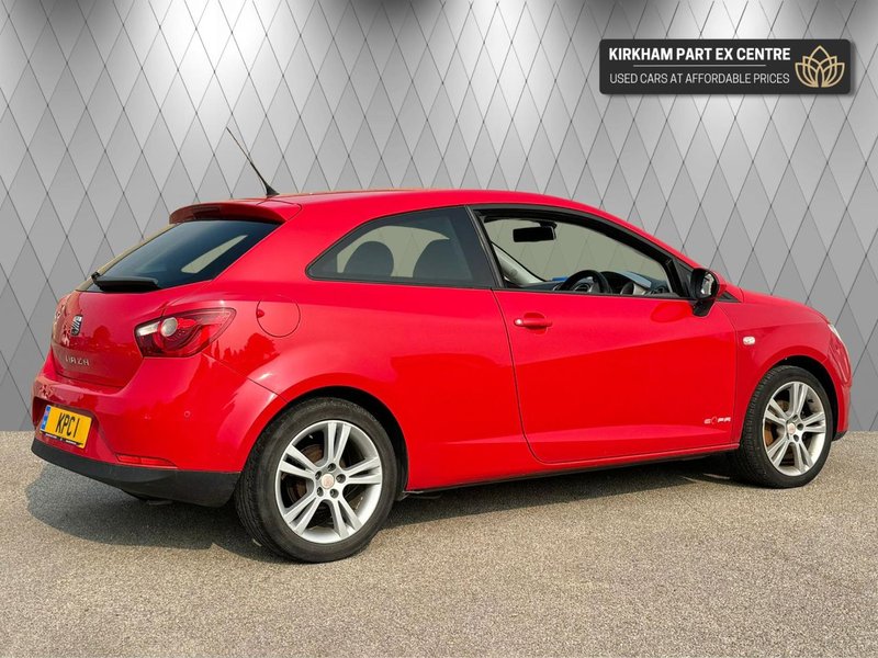 2011 SEAT Ibiza in red — photo 11 of 23