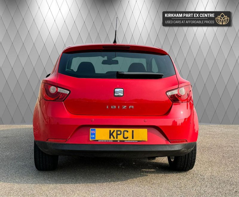 2011 SEAT Ibiza in red — photo 8 of 23