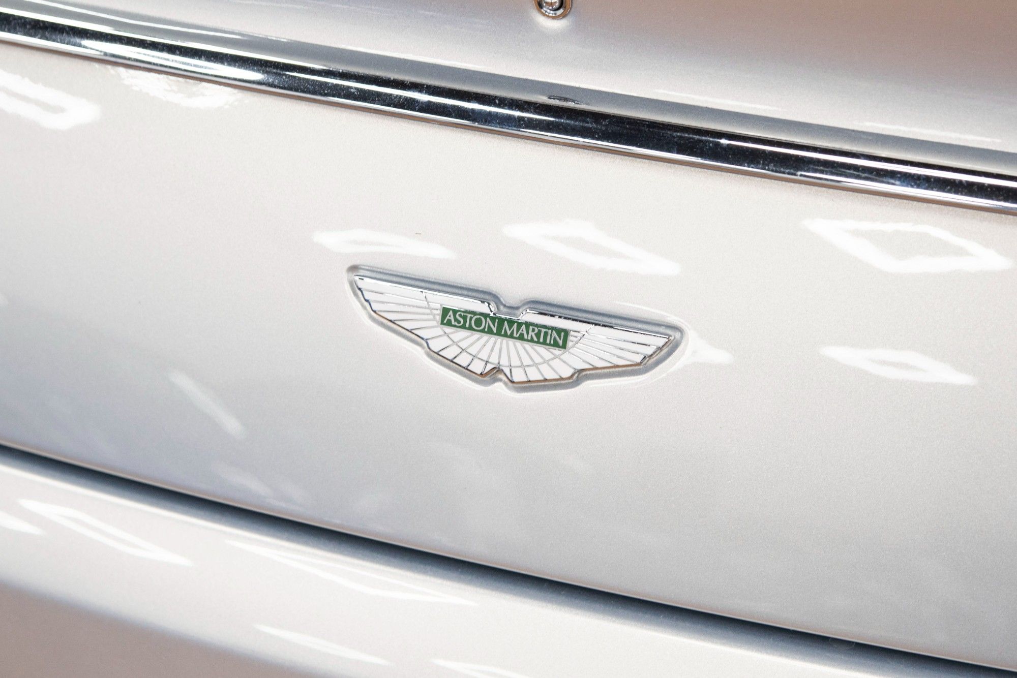 USED 2012 12 ASTON MARTIN RAPIDE 5.9 V12 
