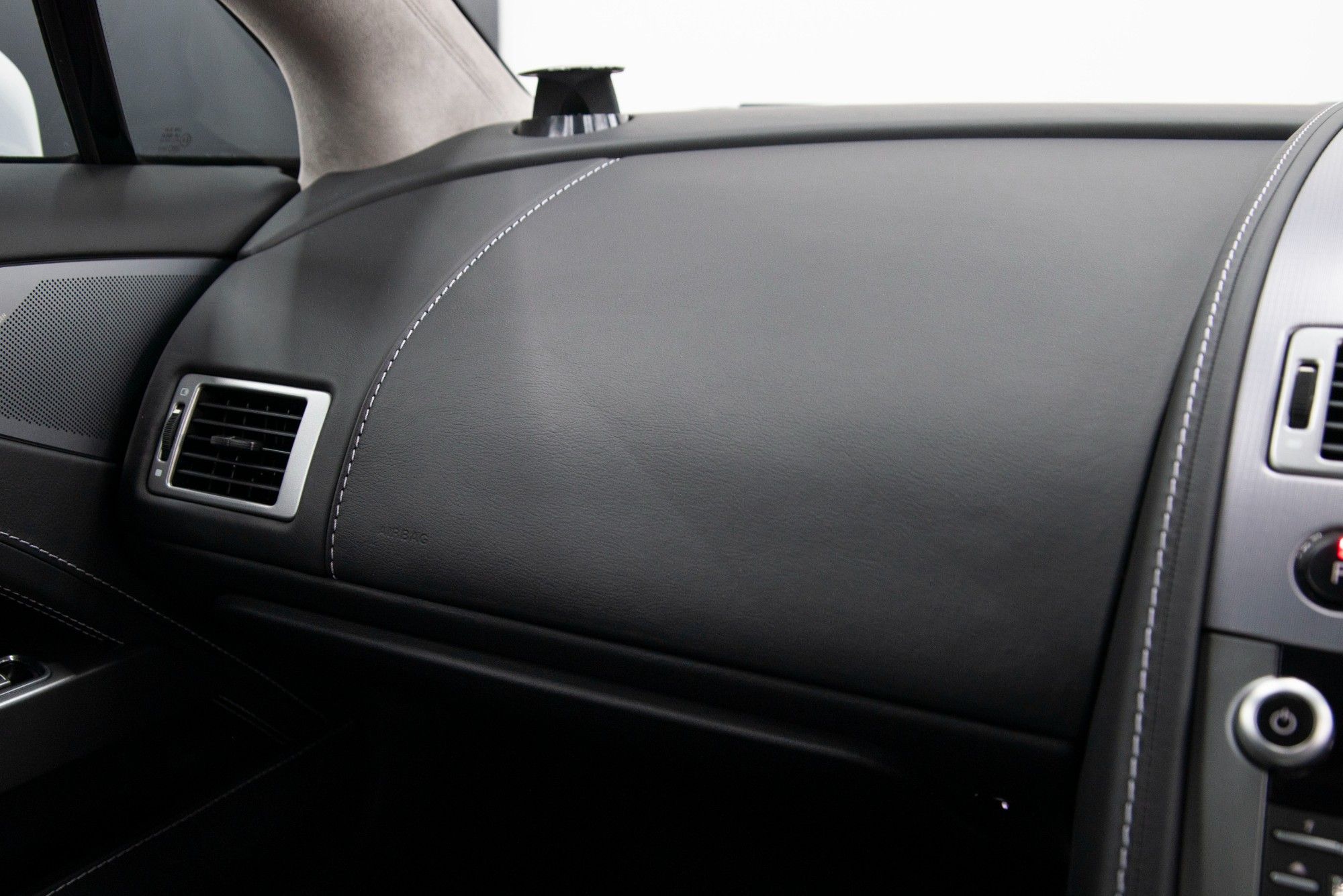 USED 2012 12 ASTON MARTIN RAPIDE 5.9 V12 