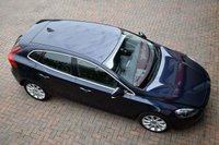 USED 2016 16 VOLVO V40 D2 SE LUX NAV AUTO 5 DOOR 120 BHP Sat Nav / Heated Seats / DAB