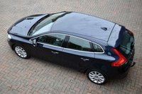 USED 2016 16 VOLVO V40 D2 SE LUX NAV AUTO 5 DOOR 120 BHP Sat Nav / Heated Seats / DAB
