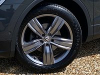 USED 2019 69 VOLKSWAGEN TIGUAN 1.5 MATCH TSI EVO 5d 148 BHP 