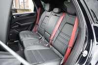 USED 2021 71 PORSCHE CAYENNE 3.0 V6 TIPTRONIC 5d 336 BHP PAN ROOF / BOSE / SPORTS SEATS