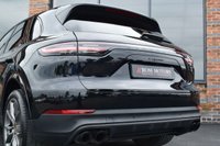 USED 2021 71 PORSCHE CAYENNE 3.0 V6 TIPTRONIC 5d 336 BHP PAN ROOF / BOSE / SPORTS SEATS