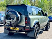 USED 2020 20 LAND ROVER DEFENDER 2.0 FIRST EDITION 5d 237 BHP **Urban Looks - Stunning Example - FSH** 