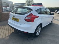 USED 2011 11 FORD FOCUS 1.6 ZETEC 5d 104 BHP FRESH MOT, JUST BEEN SERVICED!