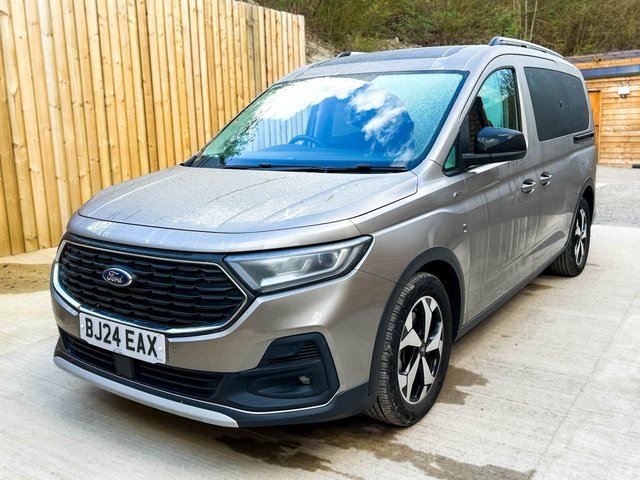 View our FORD GRAND TOURNEO CONNECT