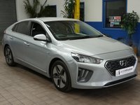 USED 2020 69 HYUNDAI IONIQ 1.6 PREMIUM SE MHEV 5d 140 BHP SAT NAV LEATHER HEATED SEATS STEERING WHEEL REAR VIEW CAMERA 1 OWNER EXCELLENT SERVICE HISTORY HYUNDAI WARRANTY TILL FEB 2025