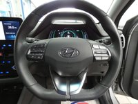 USED 2020 69 HYUNDAI IONIQ 1.6 PREMIUM SE MHEV 5d 140 BHP SAT NAV LEATHER HEATED SEATS STEERING WHEEL REAR VIEW CAMERA 1 OWNER EXCELLENT SERVICE HISTORY HYUNDAI WARRANTY TILL FEB 2025