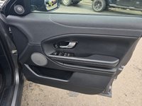 USED 2016 66 LAND ROVER RANGE ROVER EVOQUE 2.0 TD4 SE TECH 5d 177 BHP A STUNNING ADDITION TO OUR EXTENSIVE LAND ROVER SELECTION+DIESEL+AUTOMATIC+ONLY 2 FORMER KEEPERS+SERVICE HISTORY+PRIVACY GLASS+FULL LEATHER INTERIOR+SATELLITE NAVIGATION+PARK ASSIST+CLIMATE CONTROL+18 INCH ALLOY WHEELS+1 FULL YEARS MOT PRIOR TO COLLECTION+COST NEW &pound;37475 MAKING THIS USED VEHICLE GREAT VALUE AT OUR LOW PRICE+CALL TODAY TO ARRANGE YOUR VIEWING!!!!!!!!!!!!!!!!!!!!!!!!!!!!!!!!!!!!