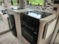 USED 2020 70 ELDDIS AUTOQUEST 196 ELDDIS AUTOQUEST 196 - 6 BERTH WITH 6 BERTH TRAVEL SEATS Electric drop down bed